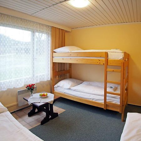 Pod Javorem Hotel Velke Karlovice Exterior photo